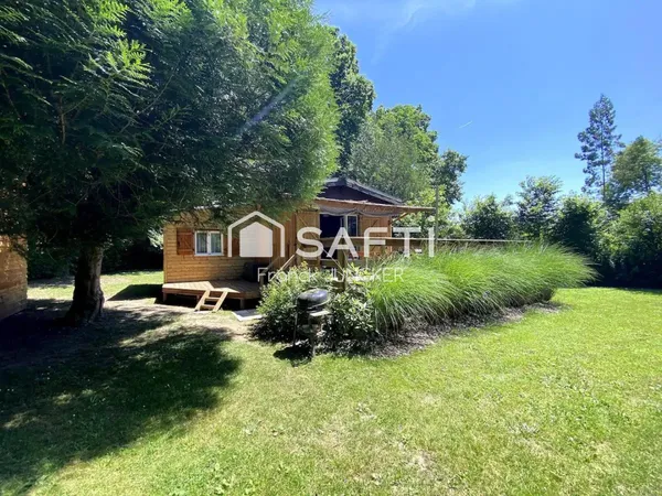 Chalet rénové en bord d'eau, rare à Clécy