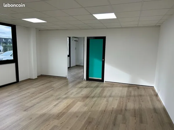 Bureaux 146 m²