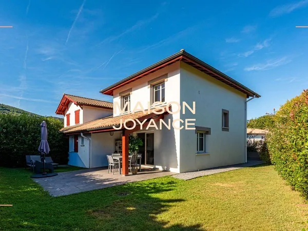 Maison 5 pièces 99 m²