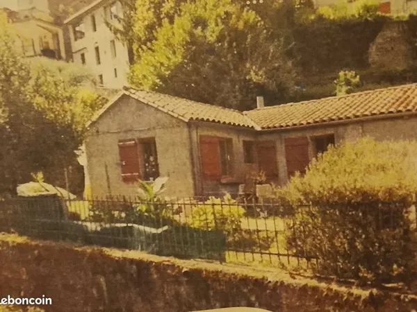 Maison avec jardin