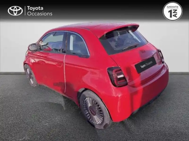 Fiat 500 e 95ch (red)