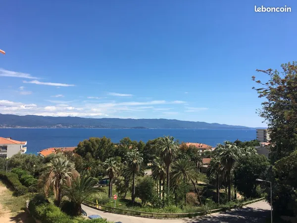 Loue F3 Parc Berthault Ajaccio