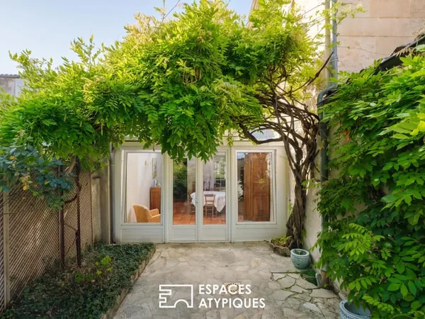 Maison familiale avec piscine, à l'abri des regards, dans un quartier prisé de Niort