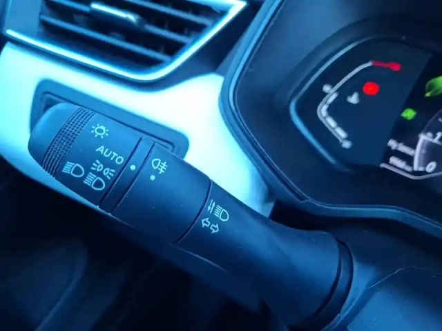 Renault Clio tce 90 — photo 50