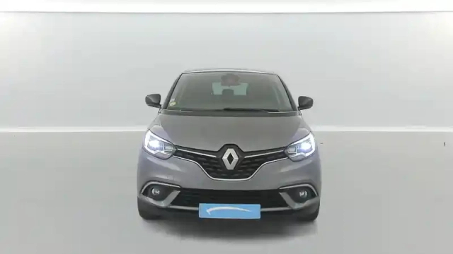 Renault Scenic blue dci 150 — photo 16