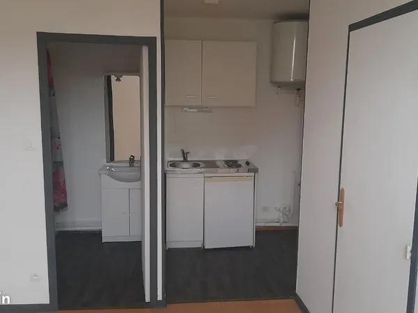 Loue Studio 19m² proche gare de Genlis et centre ville