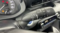 Toyota Yaris 116h Dynamic 5p MY22 — photo 25
