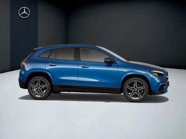 Mercedes Gla 200 d amg line — photo 16