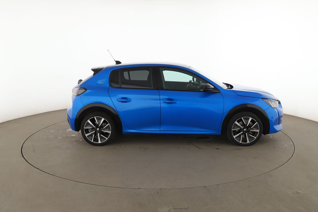 Peugeot 208 Electrique 50 kWh GT — photo 6