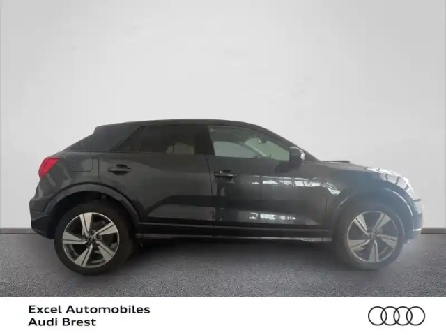 Audi Q2 35 tfsi 150ch design s tronic 7 — photo 3
