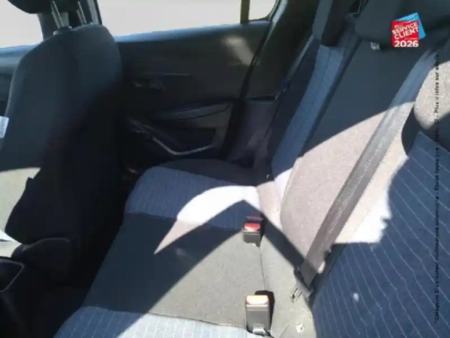 Peugeot 208 1.2 puretech 75ch s&amp;s like 2023 — photo 26