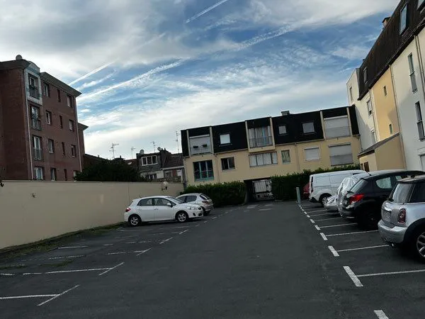 Place de parking sécurisé (Vauban)