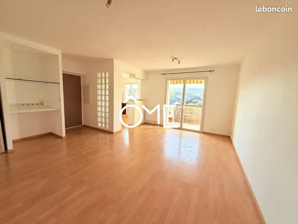 Appartement 4 pièces 77 m²