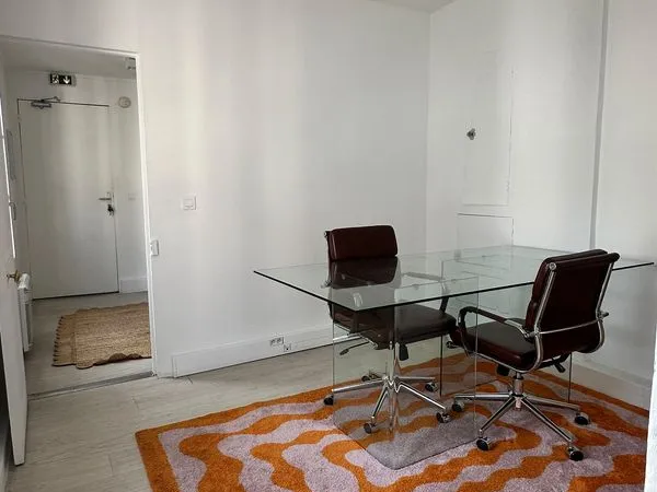 Location bureau privatif 2/4 pers - Sentier