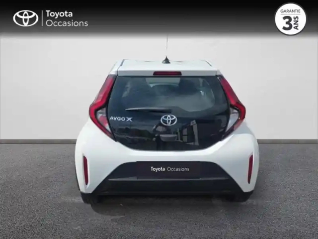 Toyota Aygo X 1.0 vvt-i 72ch dynamic my24 — photo 15
