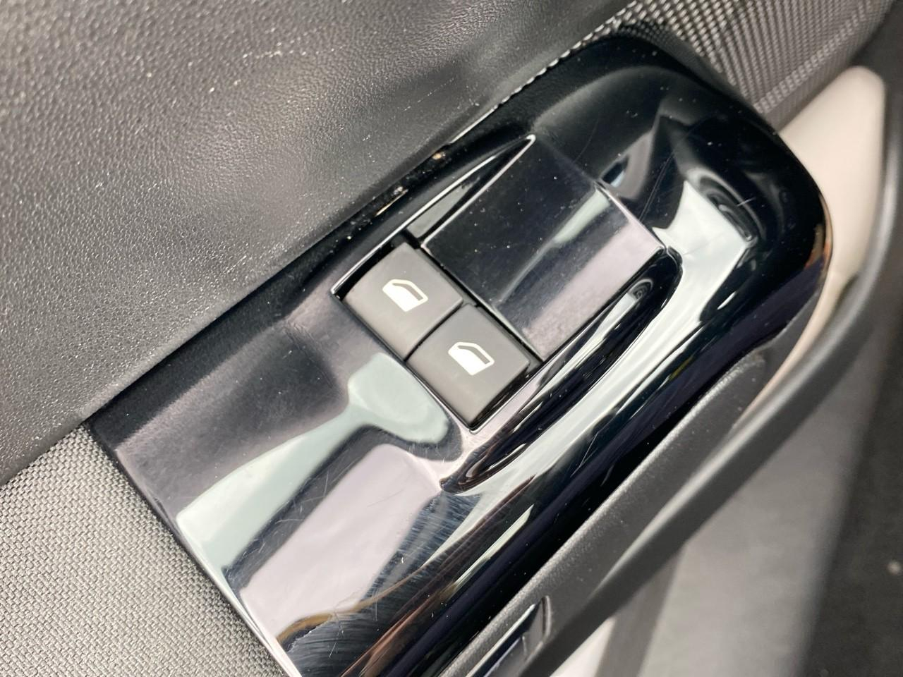 Citroën C3 1.2 puretech 83ch s&s shine — photo 25