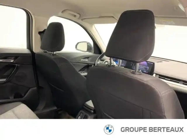 Bmw X1 sdrive18i 136ch business design — photo 9