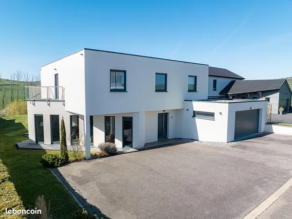 Maison 6 pièces 272 m²
