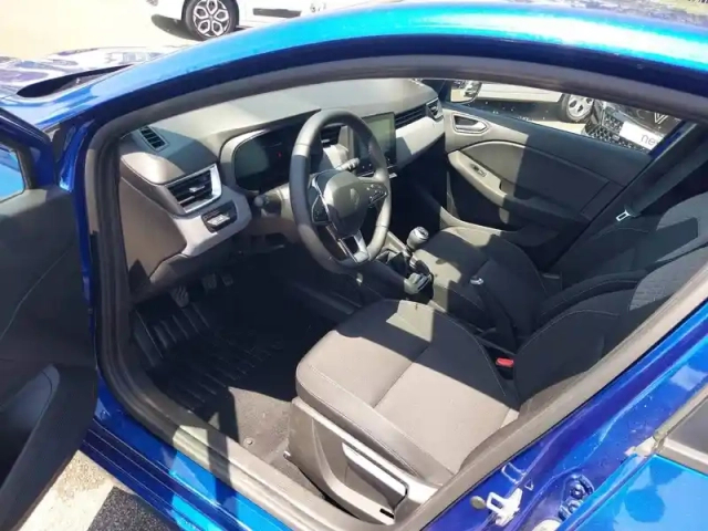 Renault Clio tce 90 ch gsr2 — photo 9