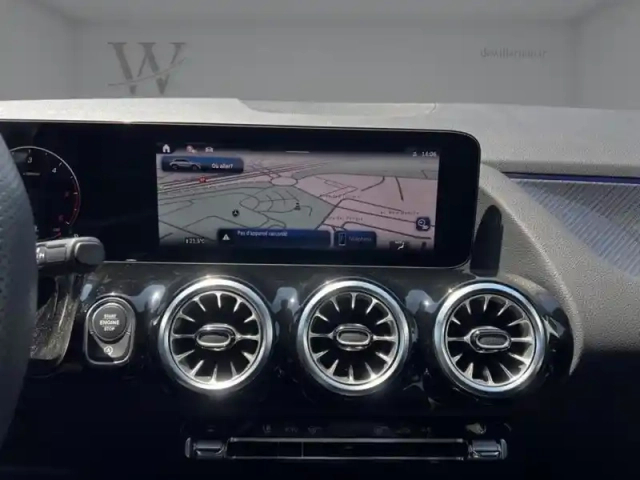 Mercedes Gla 200 d amg line — photo 16
