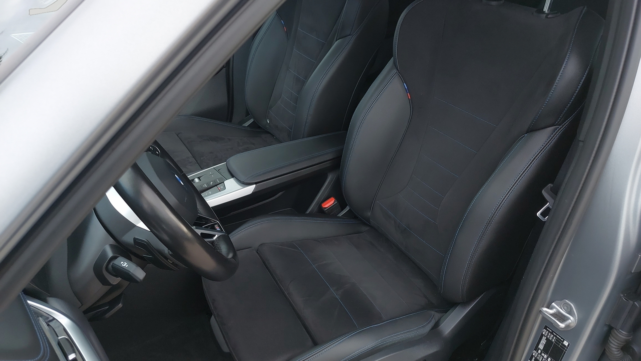 BMW X1 xDrive 30e 326ch DKG7 — photo 11