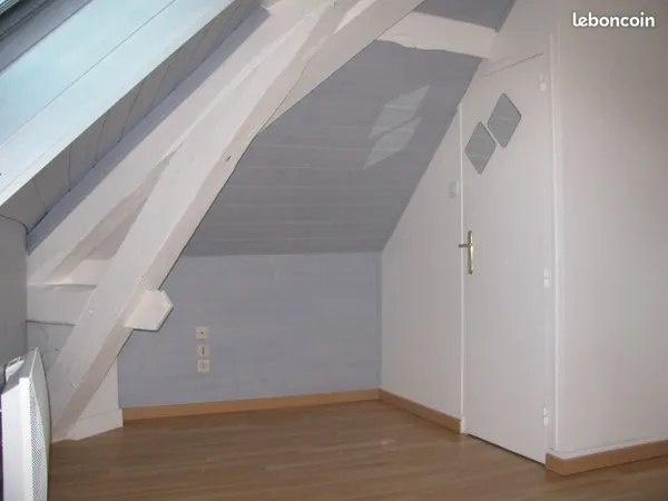 Studio Saint-Apollinaire dans maison style bourgeois