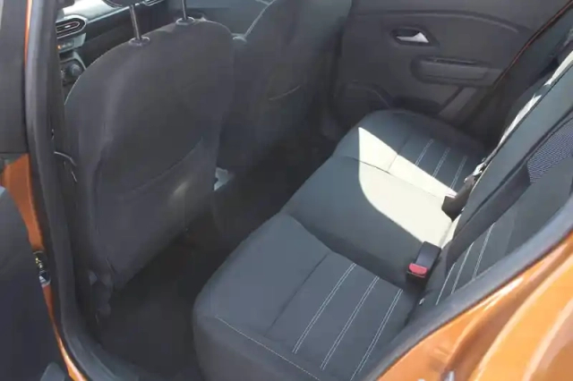 Dacia Sandero eco-g 100 — photo 6