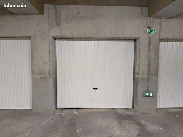 Garage box à Europole Gare Presqu'île