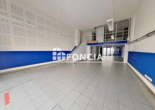 Secteur JOLIETTE / MAJOR - Local Commercial 160 m2 - Très Bon état