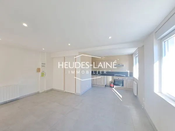 A LOUER : ROMAGNY FONTENAY - Appartement F.2 - Non meublé
