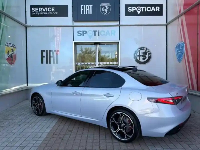 Alfa Romeo Giulia 2.2 diesel 210ch veloce q4 at8 — photo 6