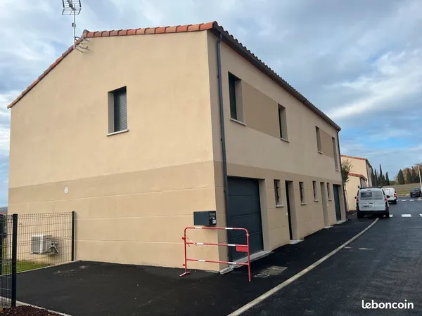 Villa neuve T4 avec garage et jardin à Estagel