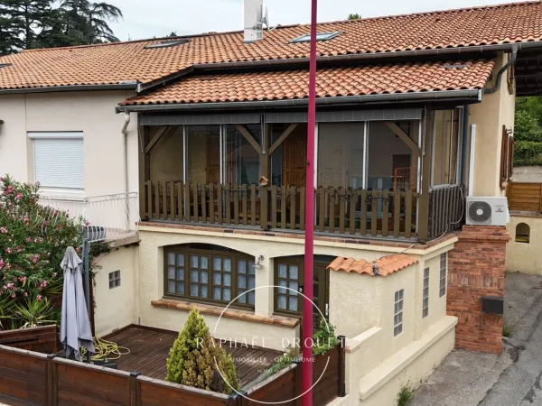 SAINT-CLAIR-DU-RHÔNE - Grande maison familiale de caractère avec 165 m² habitables