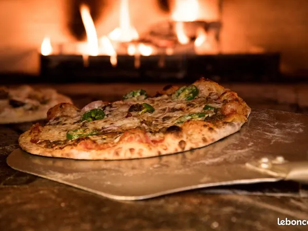 Fonds de commerce pizzeria 250 m²