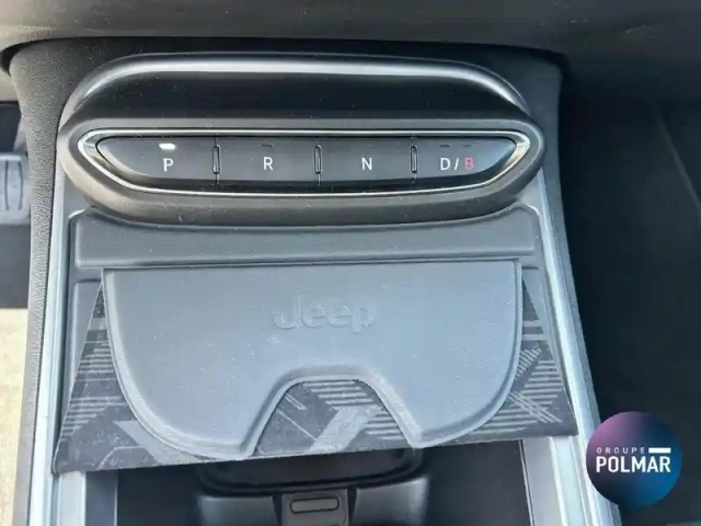 Jeep Avenger electrique 156ch 115kw 1st edition — photo 14