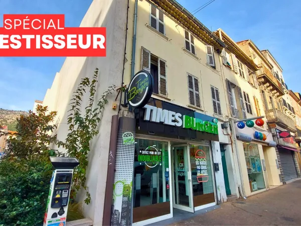 IMMEUBLE Toulon 5 appartements + murs commerciaux ! 275m²