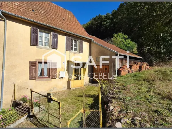 Maison 4 pièces de 102.5 m² à rénover