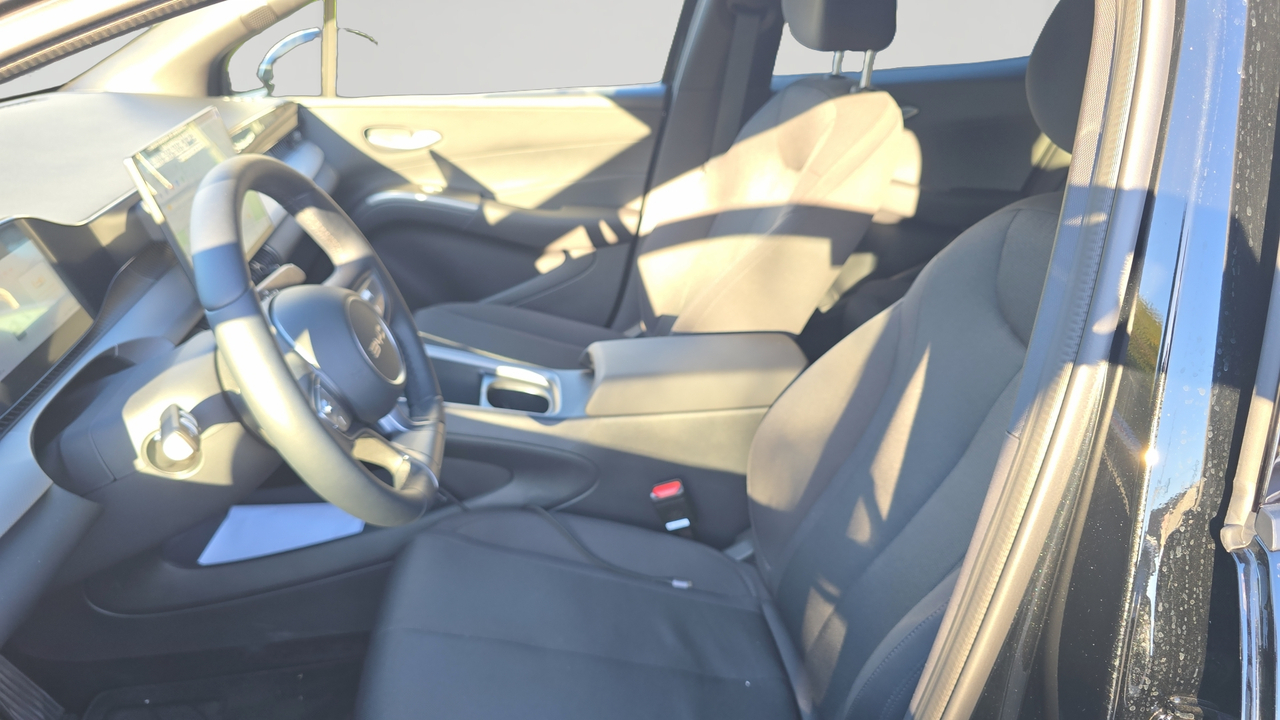 BYD Dolphin G 1.5 DM-i PHEV 212 ch — photo 13