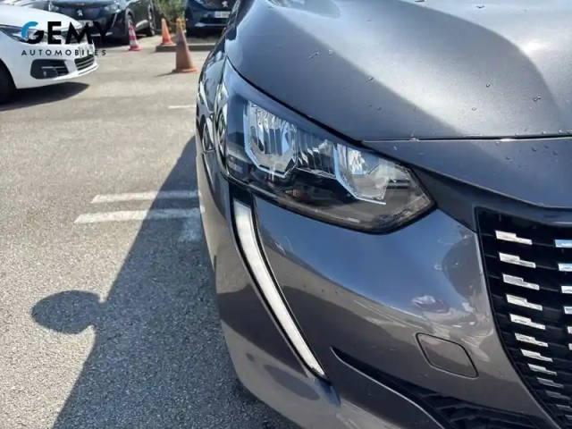 Peugeot 208 puretech 100 s&amp;s bvm6 — photo 25