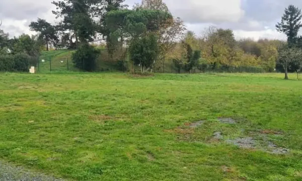 Terrain 392 m²