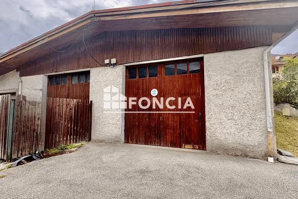 Parking 168 m²