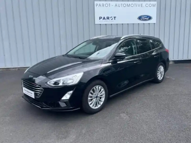 Ford Focus sw 1.0 ecoboost 125ch titanium — photo 1
