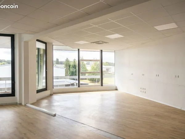Bureau 494 m²