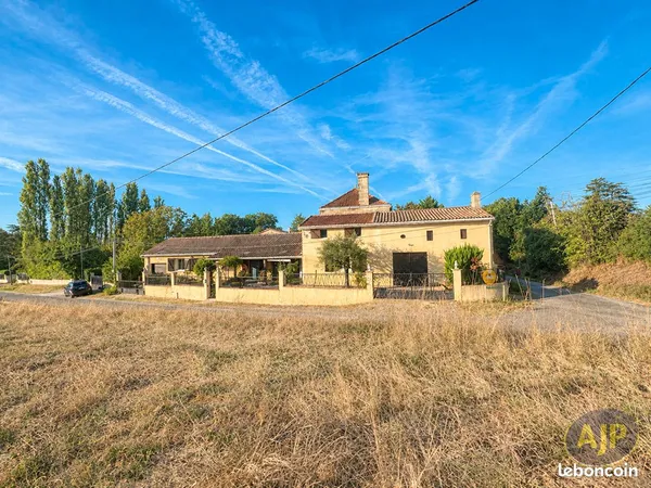 Maison 6 pièces 158 m²