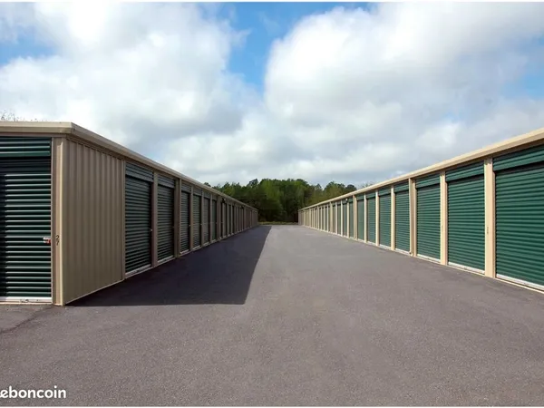 Parking/box 15 m² BALLAN MIRE