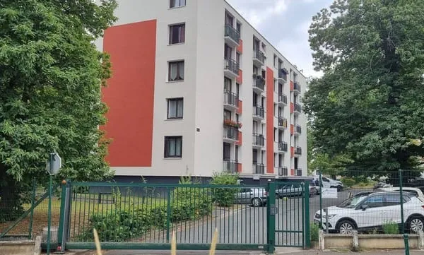Parking 16 m²