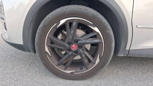 DS DS7 1.2 PureTech 130 EAT8 - Performance Line – 2021 – 46323 km – Essence – Boîte Automatique — photo 9
