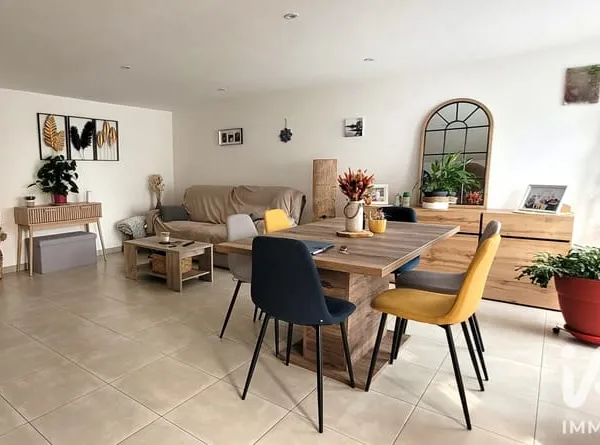 Maison 8 pièces 218 m²