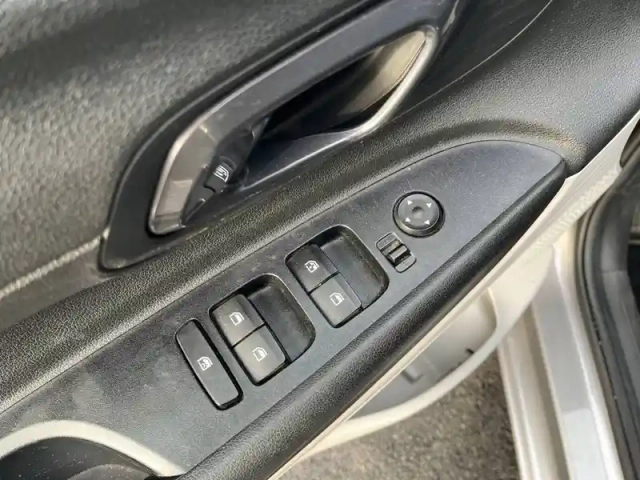 Hyundai I20 1.0 t-gdi 100 hybrid 48v — photo 20