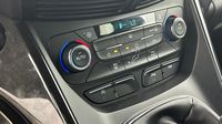 Ford Kuga 2.0 TDCi 150ch Stop&Start Titanium 4x2 Euro6.2 — photo 15